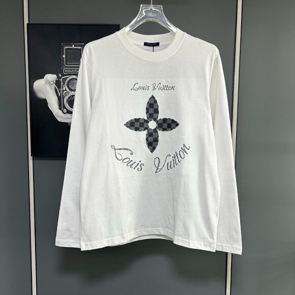 Louis Vuitton Long Sleeve - Picture 1 of 5
